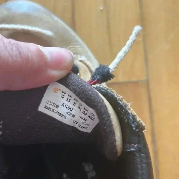 Toddler  Timberland booties - Picture 6 of 6